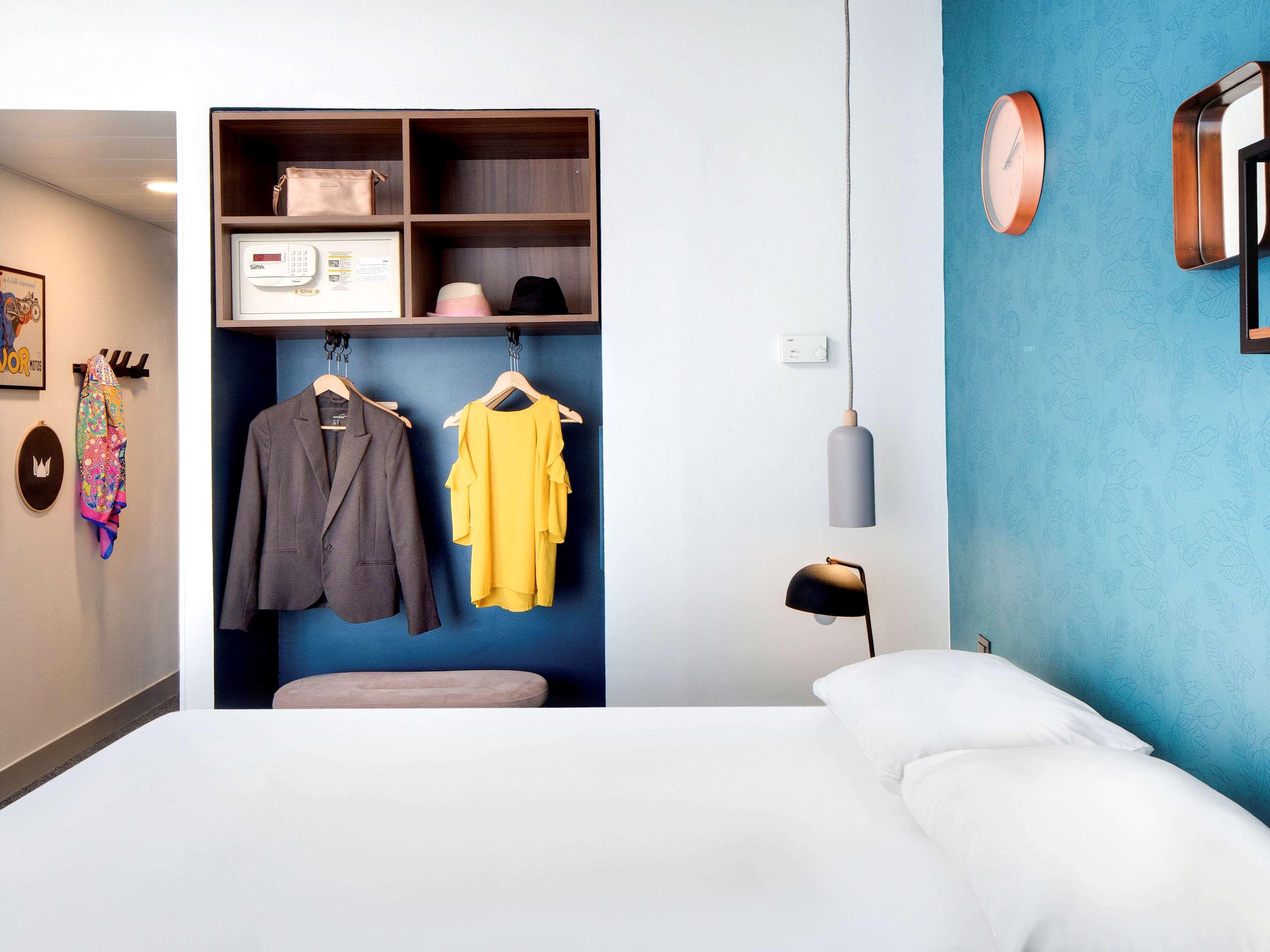 Hotel Ibis Styles Clermont-Ferrand Gare Exterior photo