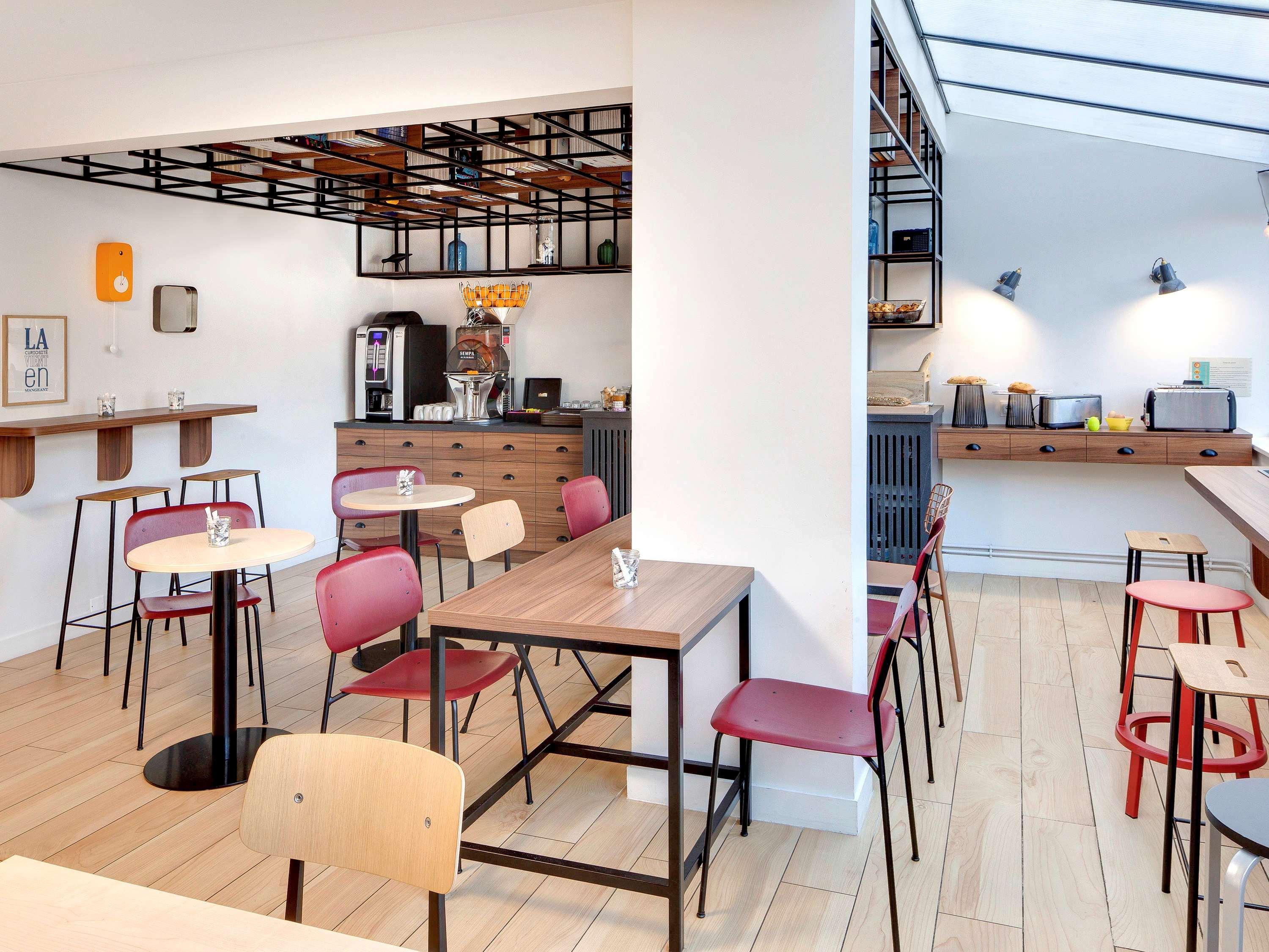 Hotel Ibis Styles Clermont-Ferrand Gare Exterior photo