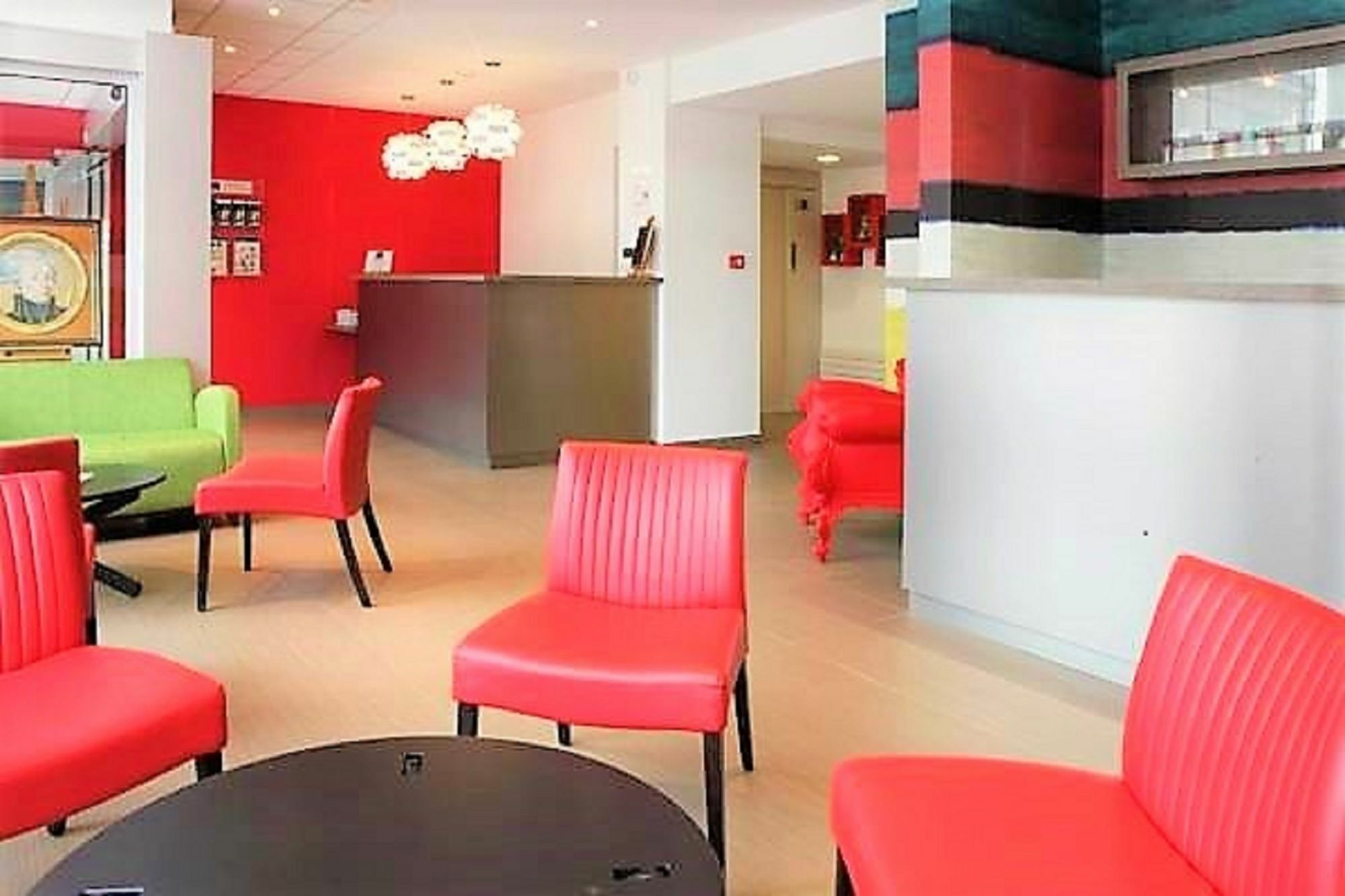 Hotel Ibis Styles Clermont-Ferrand Gare Exterior photo
