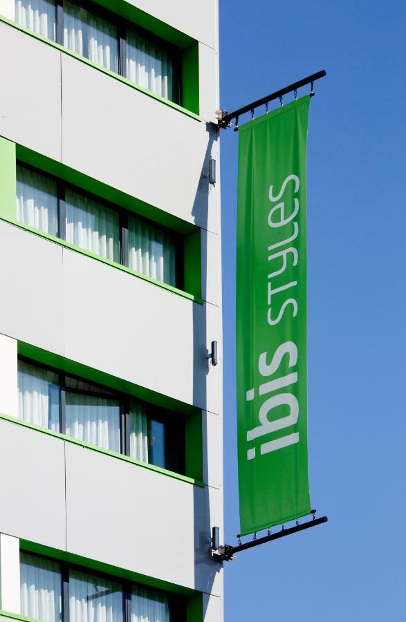 Hotel Ibis Styles Clermont-Ferrand Gare Exterior photo